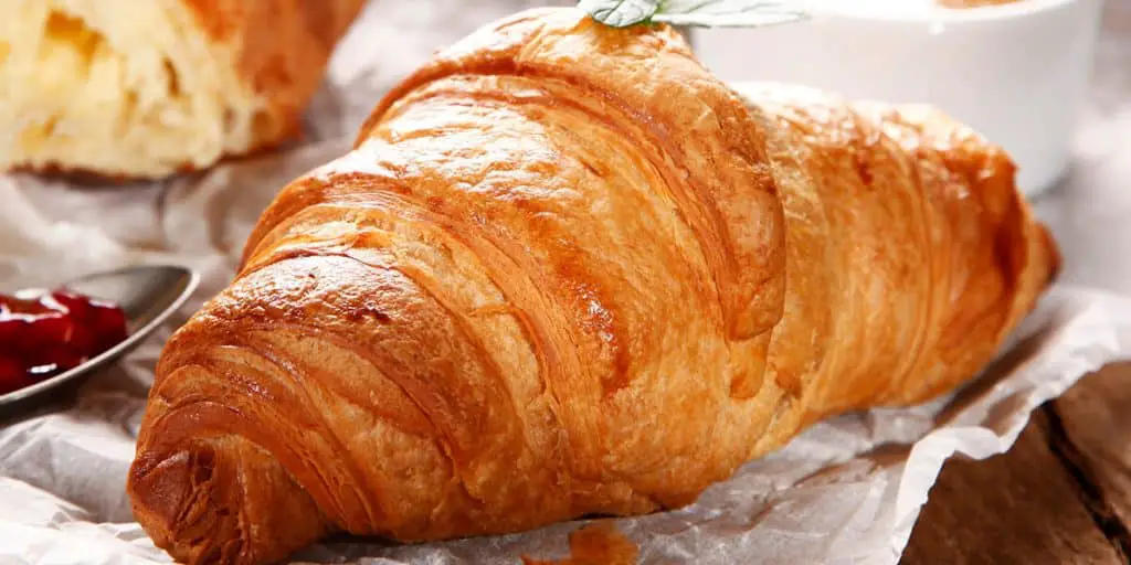 How to Cook and Store Croissants - Easy Guide